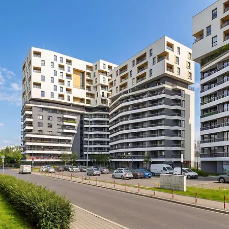 Family Apartment With Parking Cracow Stanczyka 8C By Heyrent Apartman *